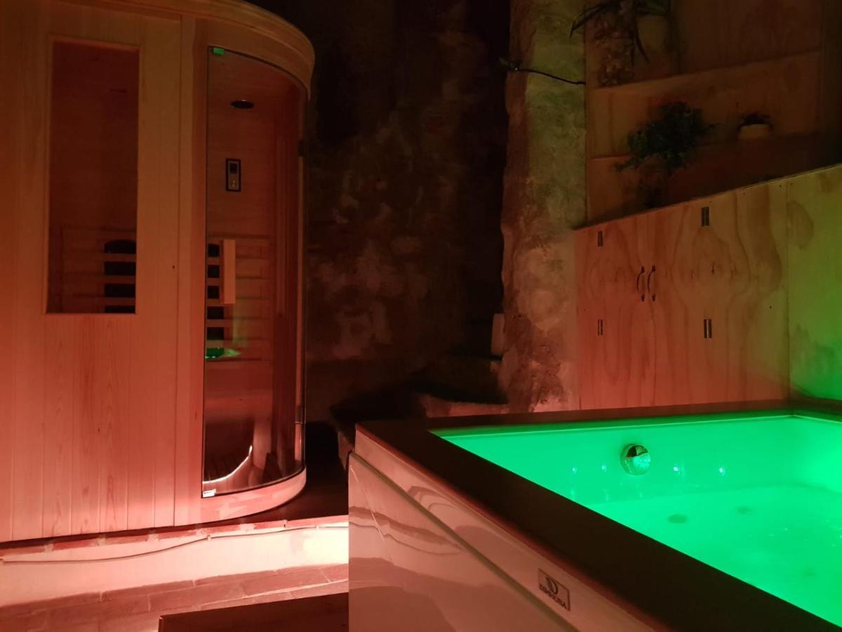 הוילה רוקסטראדה La Grotta Nel Borgo מראה חיצוני תמונה
